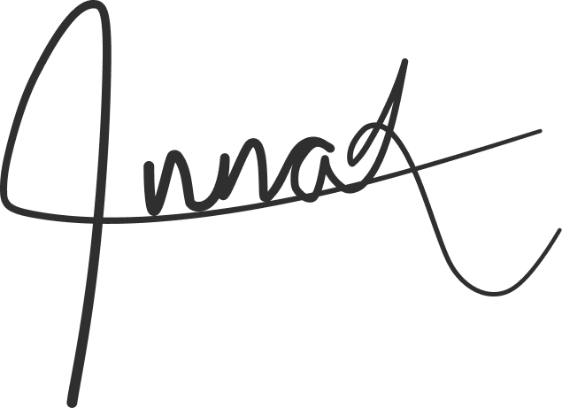 Signature-style text 'Anna' in black on a white background