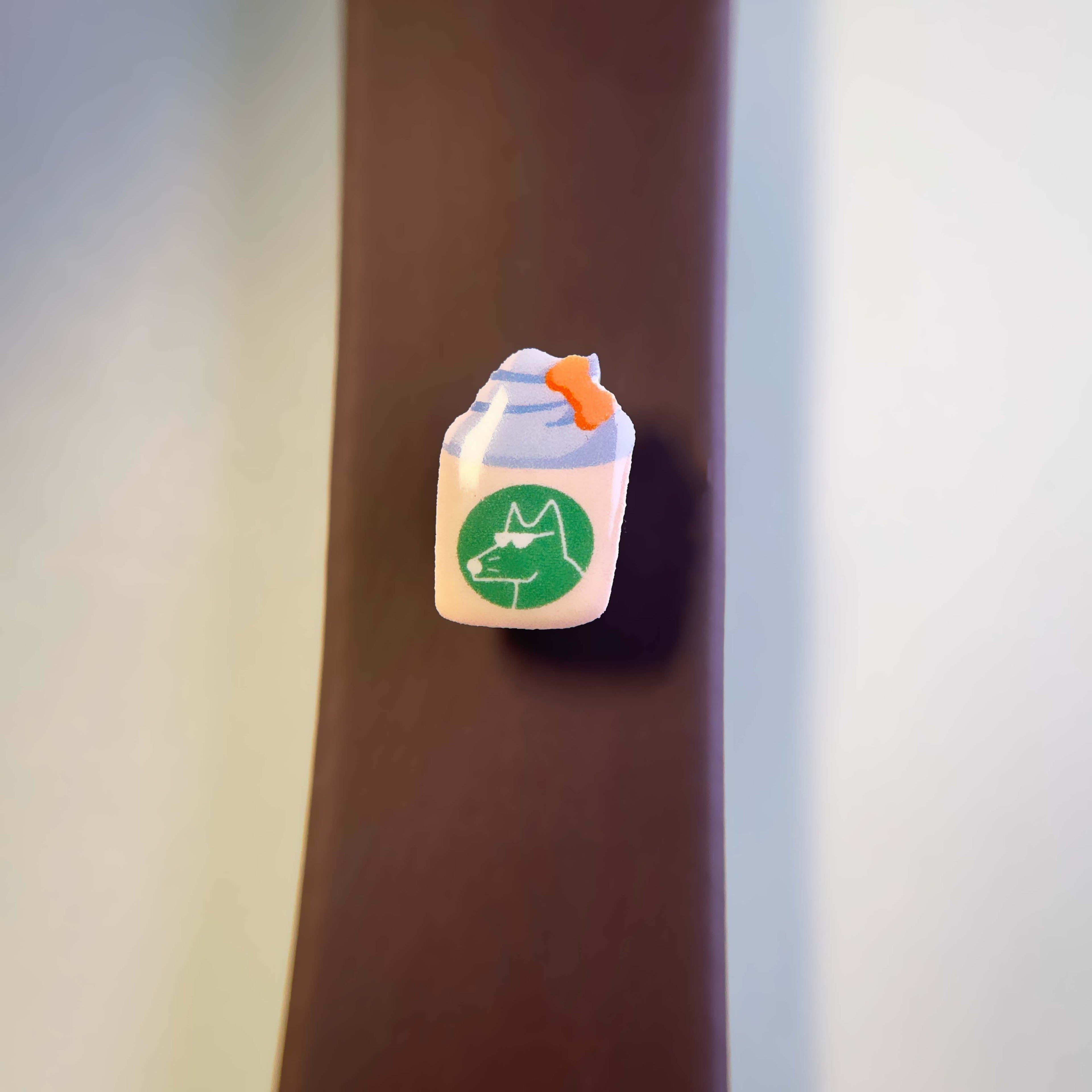 Puppuccino charm on wateproof leash